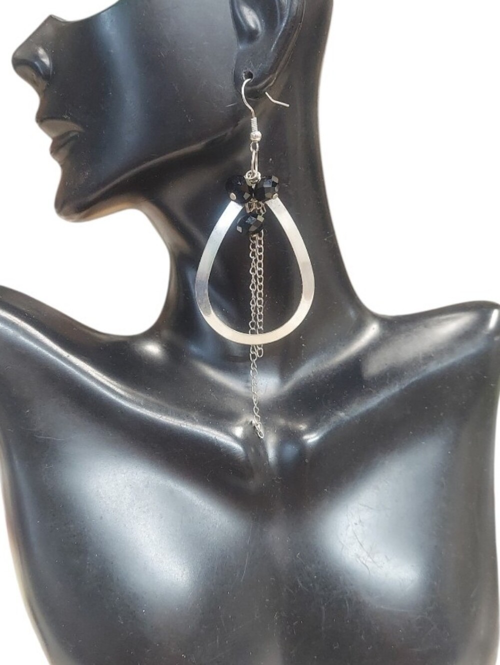 E1246 Stylish Black Beaded Silver Teardrop Chain Dangle Earrings